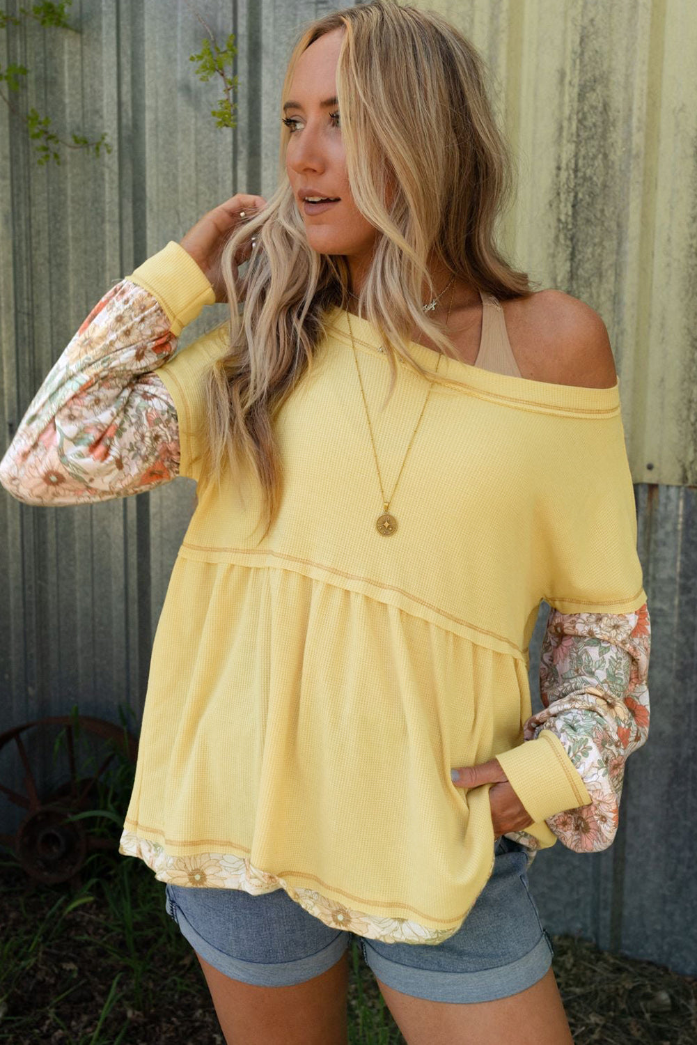 Geel bloemen patchwork wafelgebreide babydollblouse