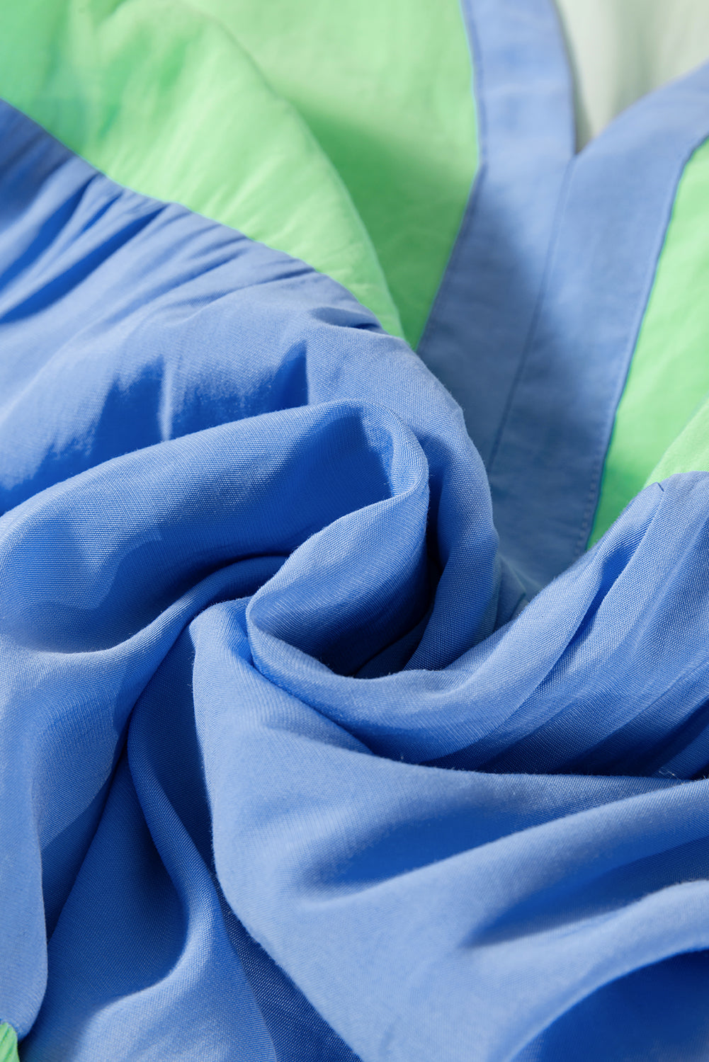 Donkerblauwe kleurblokklock frilled v necy puff halve mouw shift jurk