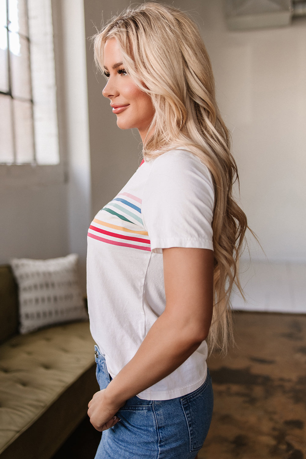 Witte regenboogstreep print contrast crewneck t -shirt