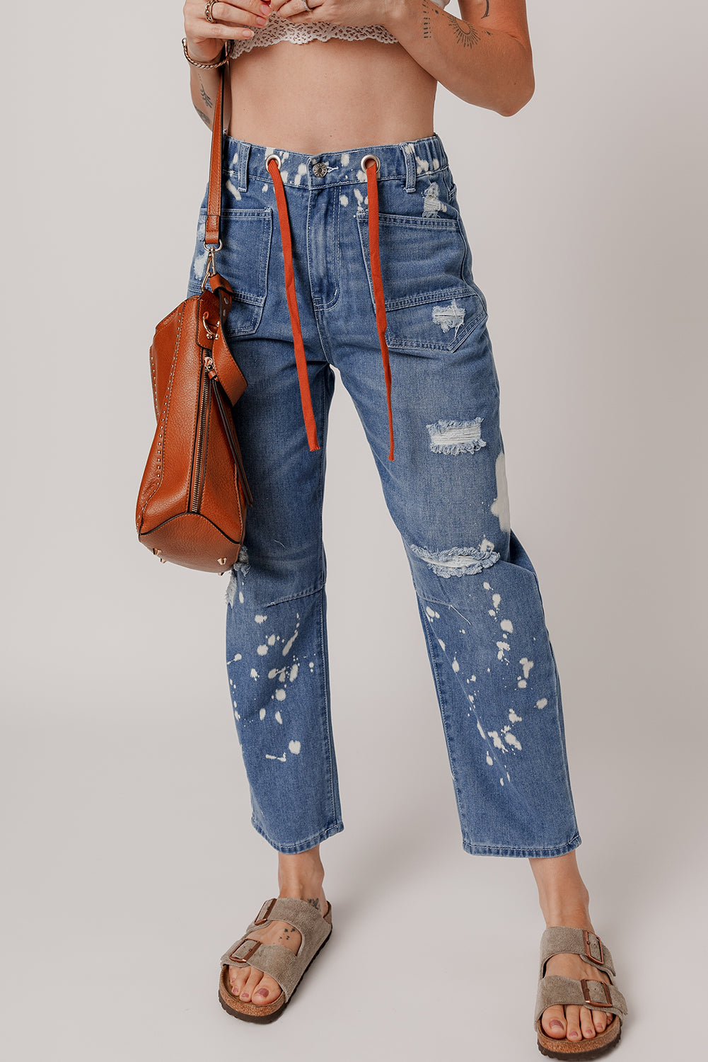 Ashleigh Blue gescheurde spattende verftouwtaille taille bijgesneden rechte jeans
