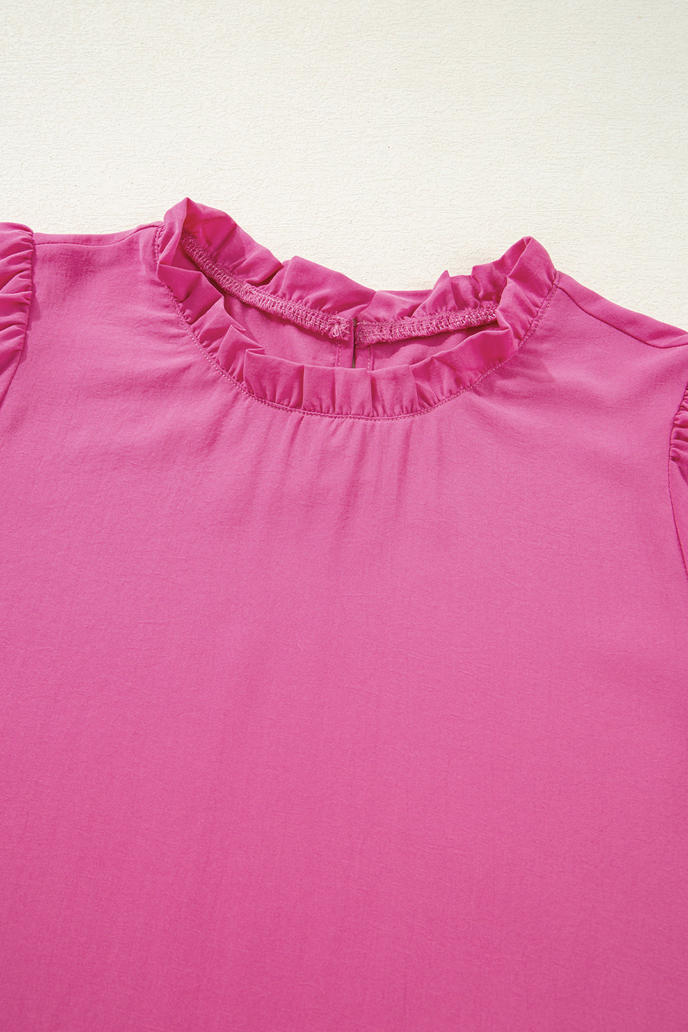 Rose effen kleur gesmokte blouse met pofmouwen