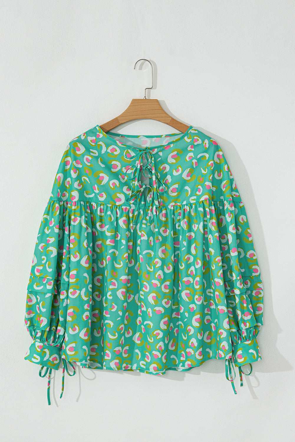 Groene abstracte bedrukte veterlantaarn mouw babydoll blouse