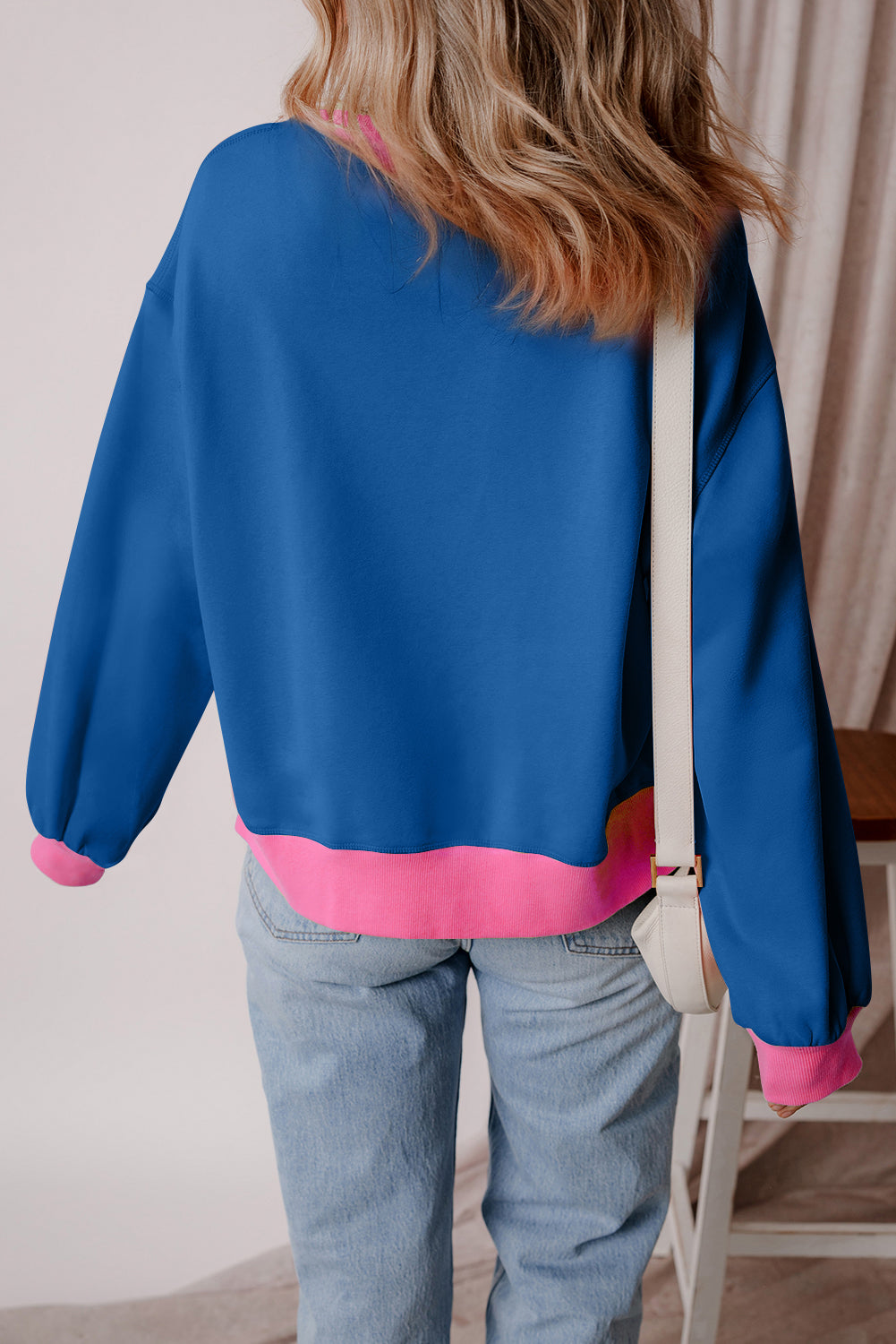 Blauw colorblock sweatshirt met bubbelmouwen