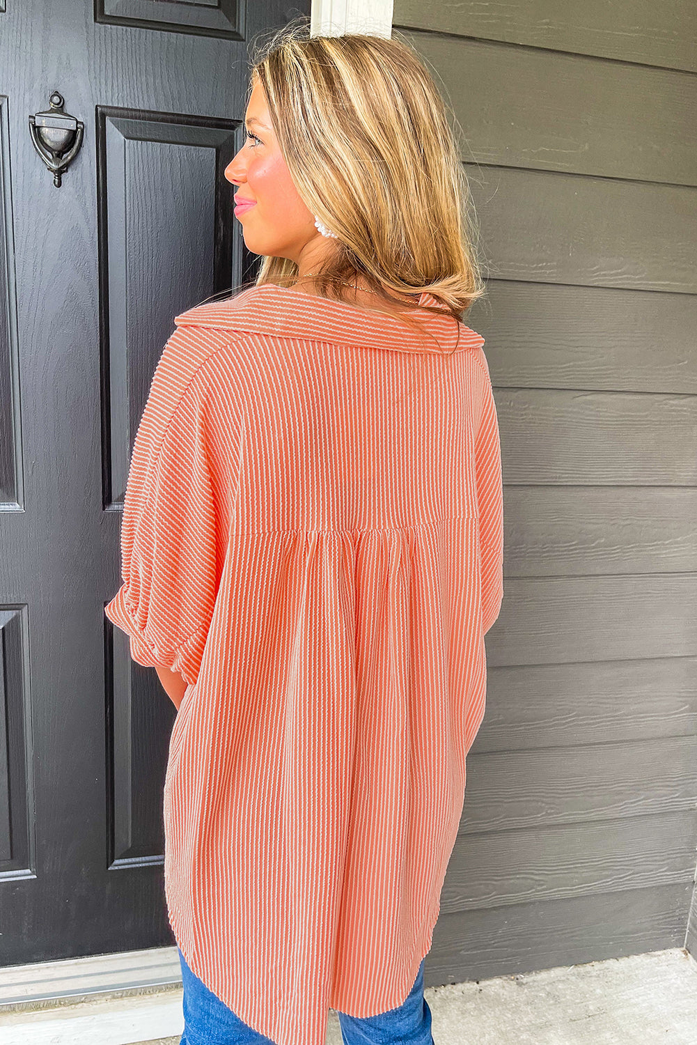 Grapefruit oranje snoer halve mouw knop omhoog hoog lage zoom los shirt
