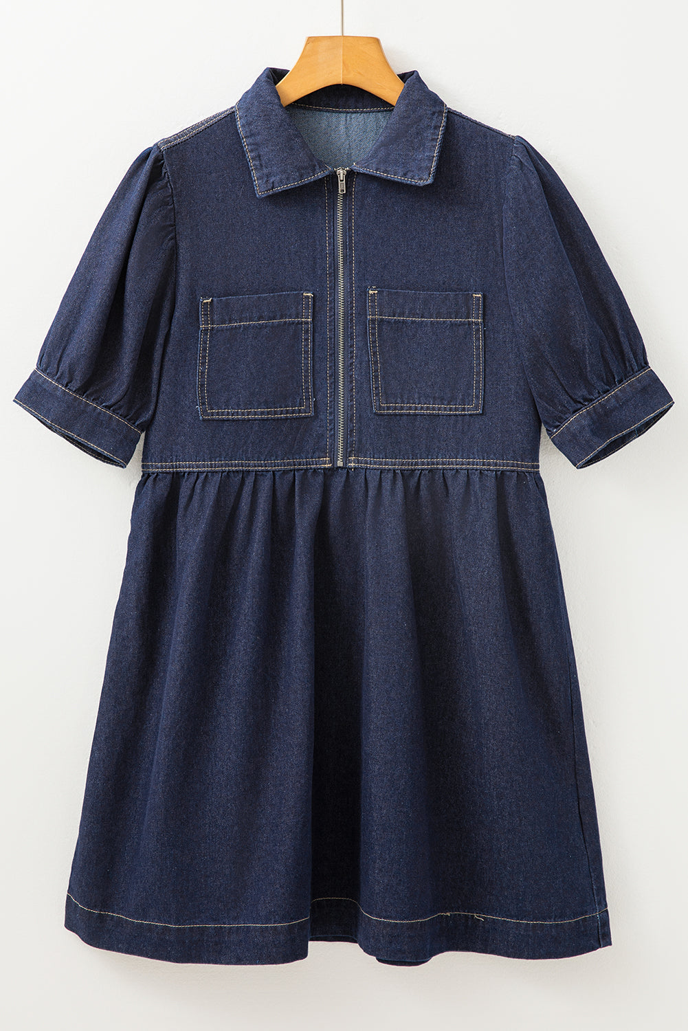 Vuil blauw ritssluiting met collared collared short puff mouw denimjurk
