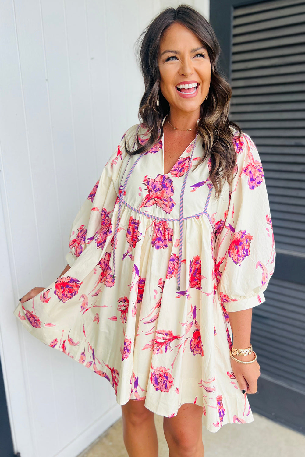 Roze bloemenprint ballon mouw v nek babydoll mini jurk