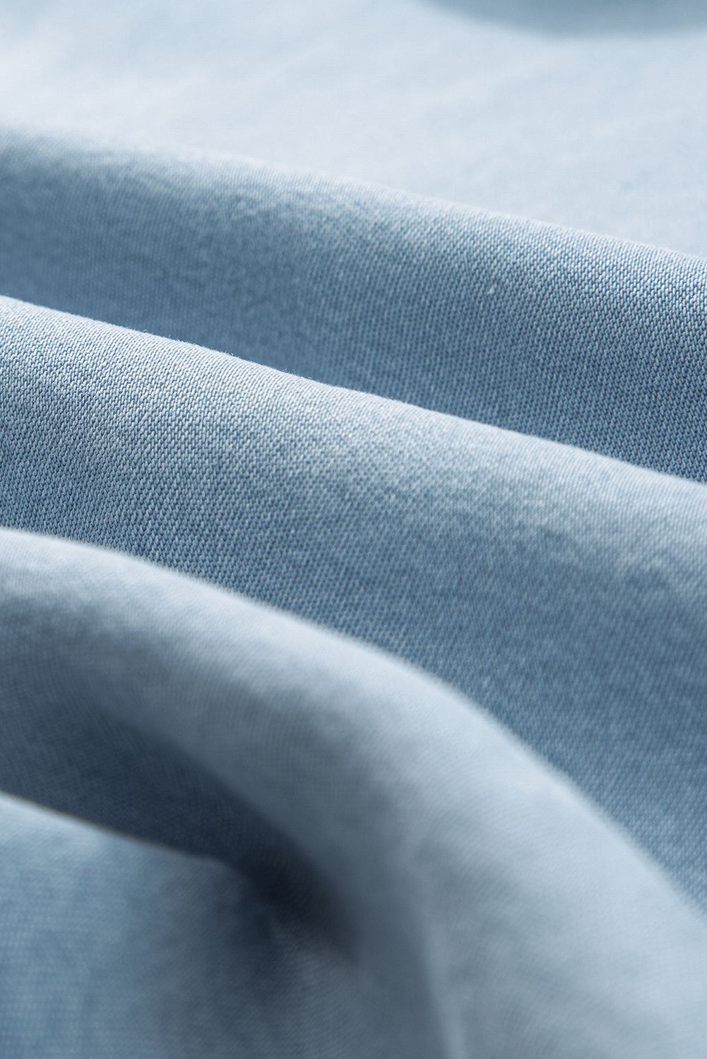 Mistblauwe, volledig dichtgeknoopte lange denimrok