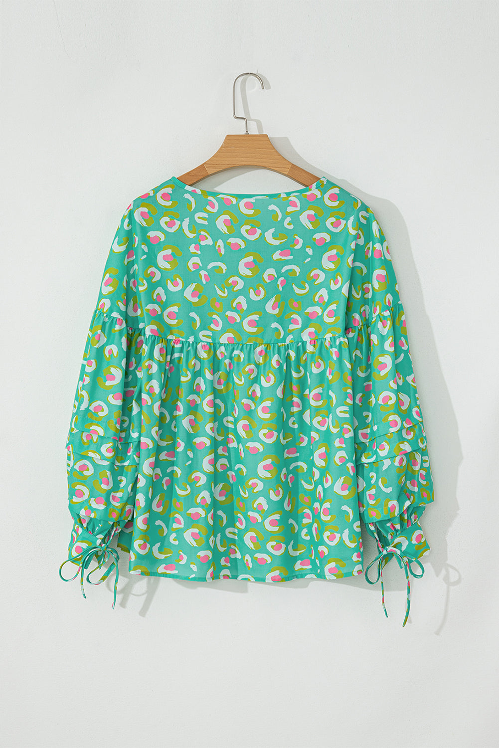 Groene abstracte bedrukte veterlantaarn mouw babydoll blouse