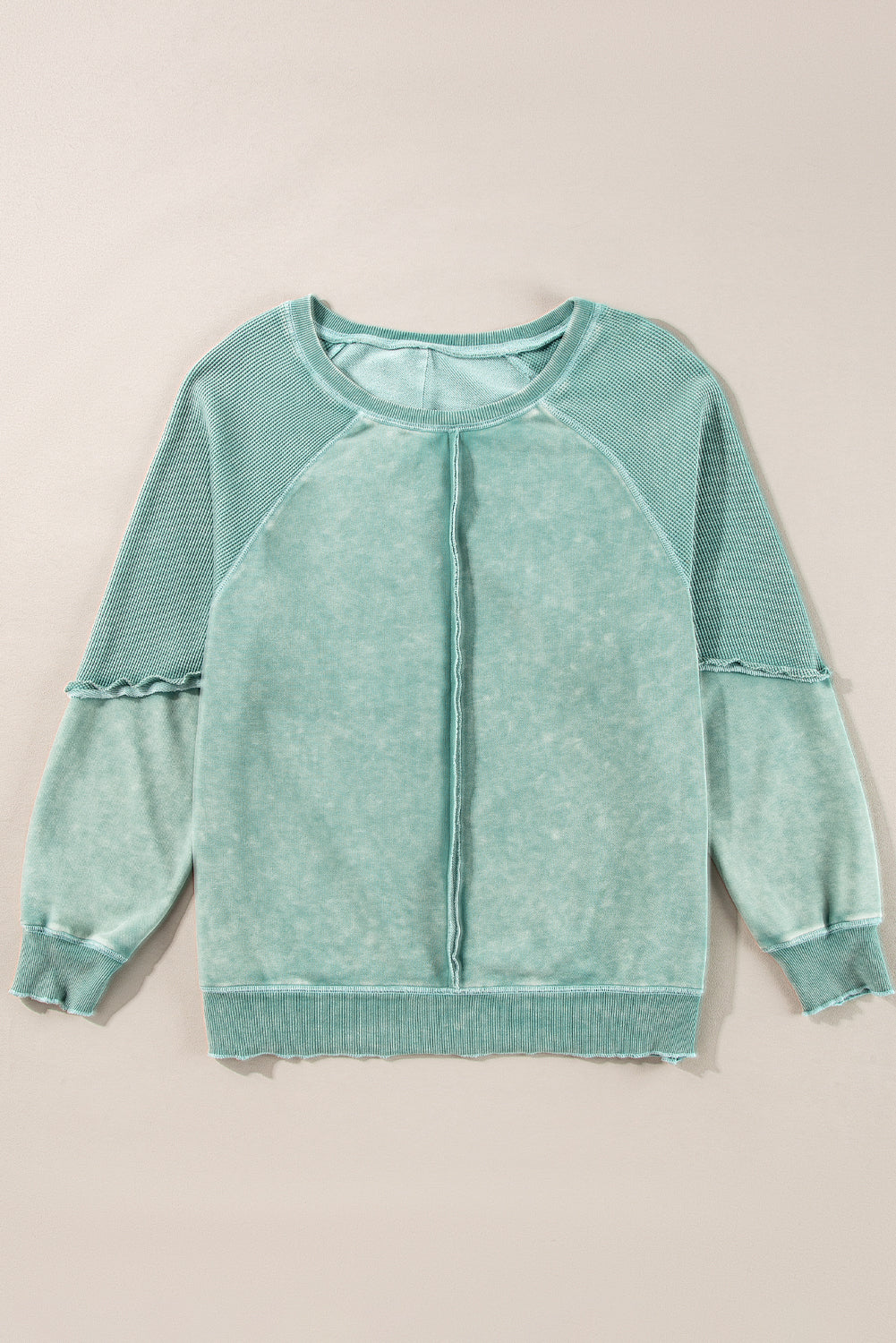 Minerale blauwe effen wafel gebreide patchwork raglanmouw sweatshirt