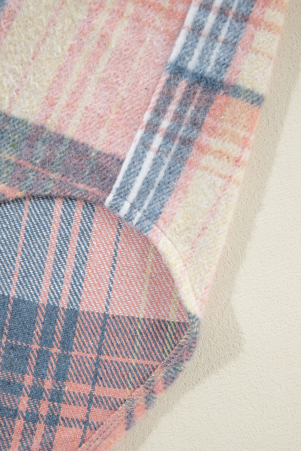 Lichtroze geruite corduroy patchwork borstzak-shacket