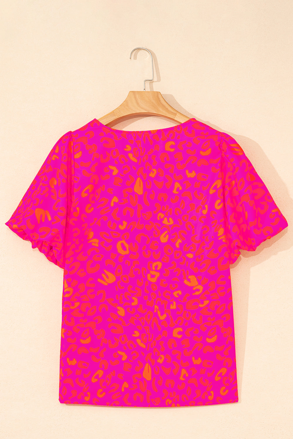 Top met roze luipaardprint en pofmouwen