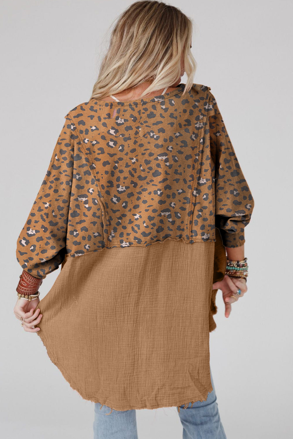 Bruin bedrukte ruwe rand luipaard patchwork oversized blouse