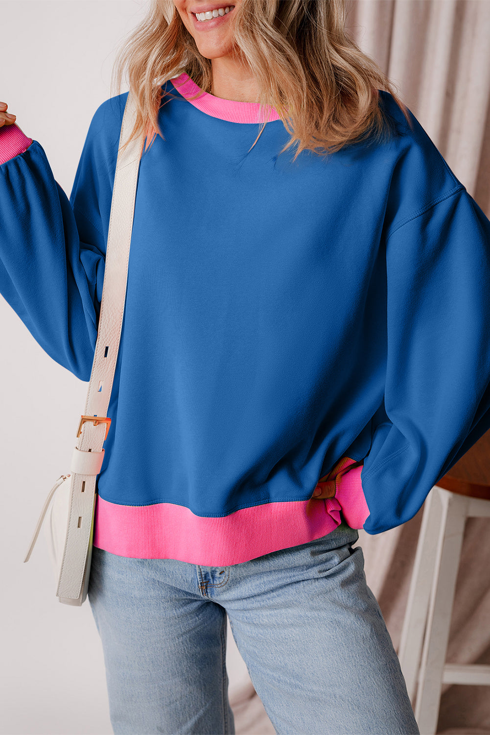 Blauw colorblock sweatshirt met bubbelmouwen