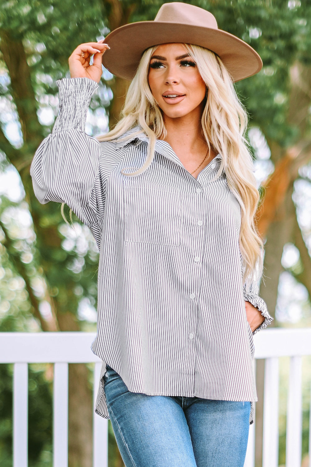Gesmokt gestreept boyfriend-shirt met manchetten en zak