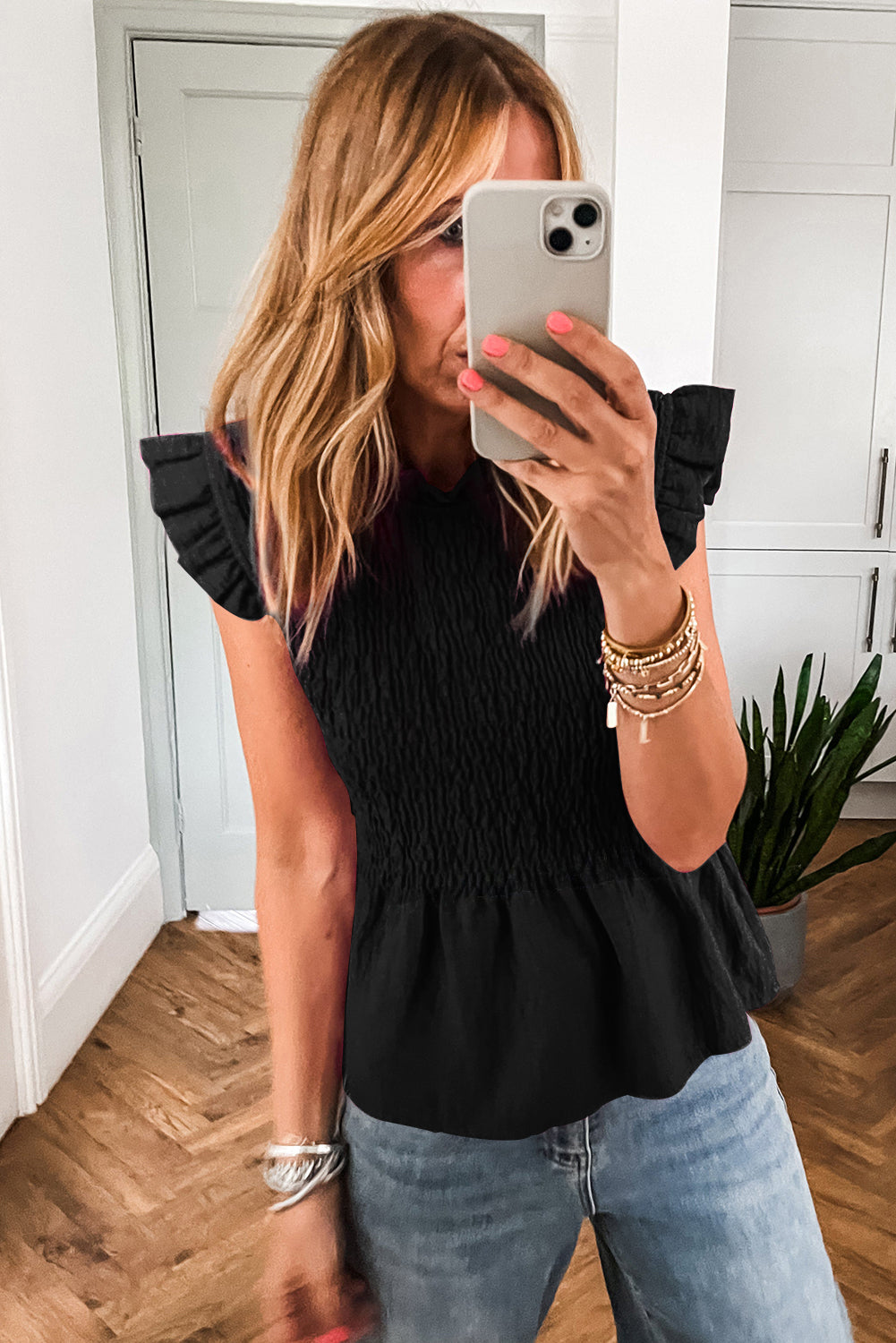 Zwarte ruche korte mouw shirred peplum top