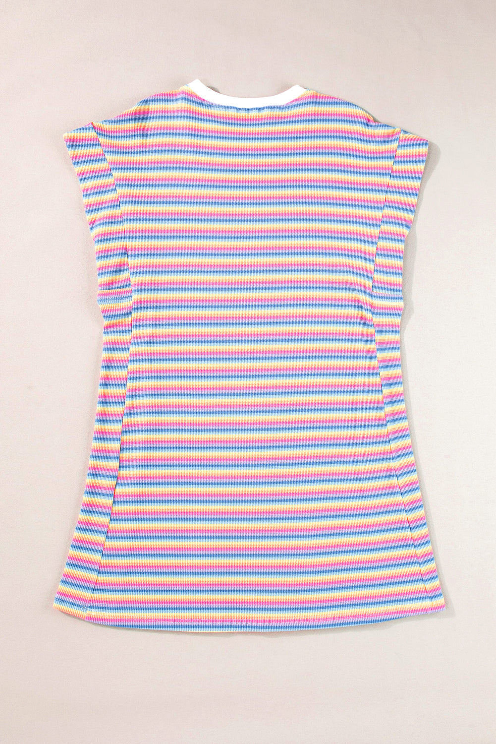 Roze gestreept T-shirtjurk met ronde hals