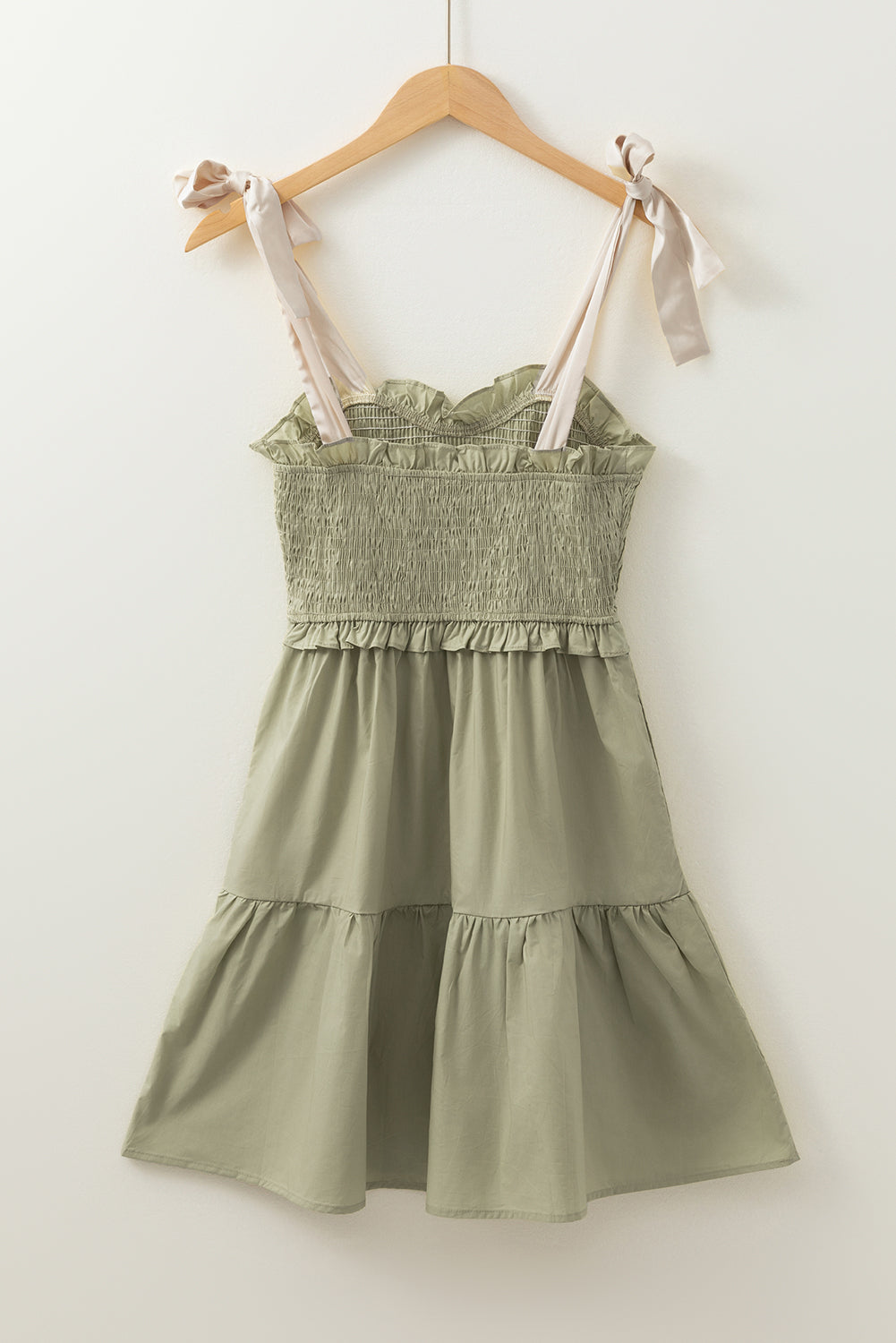 Laurel Green Smocked Bodice Zelfbanden A-lijn A-Line Ruffled Mini Dress