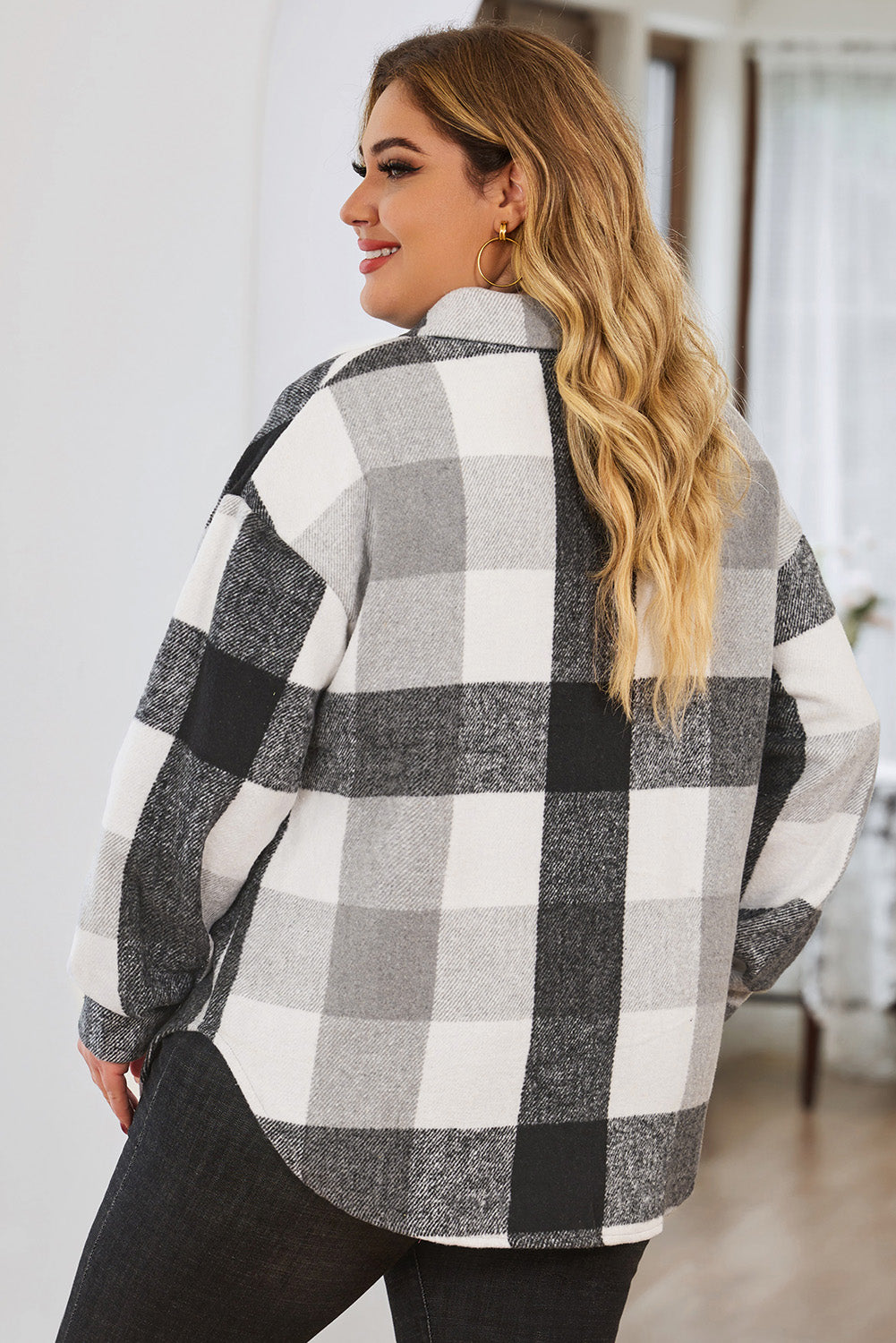 Grijze plus-size geruite shacket met knopen