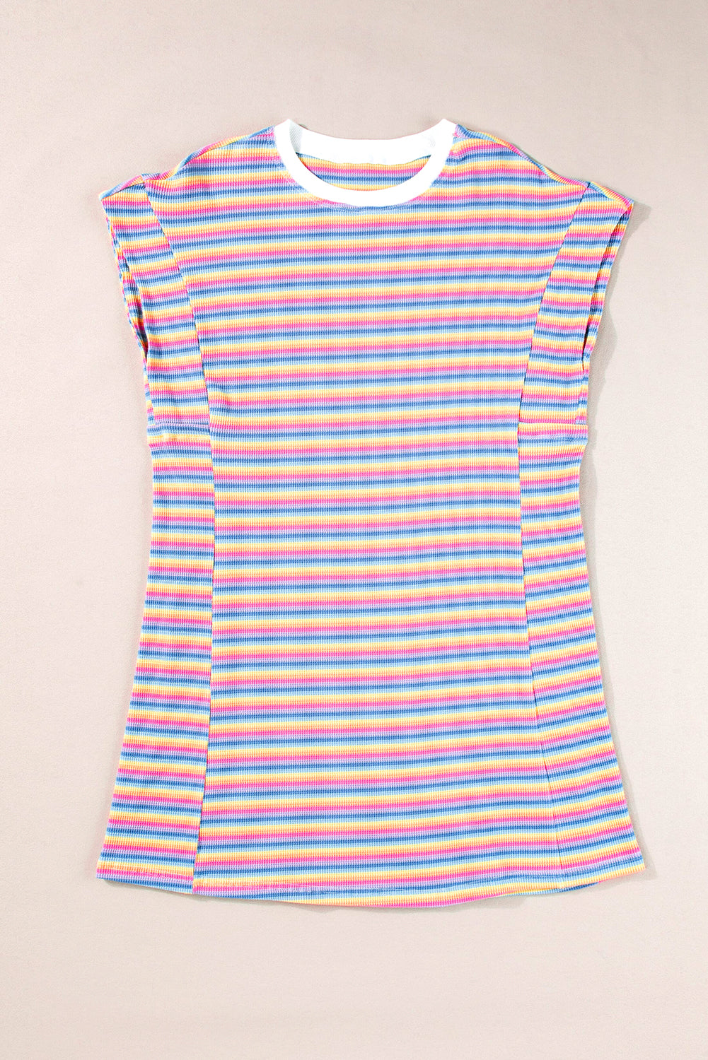Roze gestreept T-shirtjurk met ronde hals
