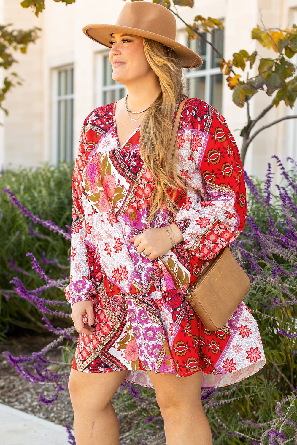 Rose gemengde bloemen met lange mouw v nek veter uitgeholde achterkant plus size jurk