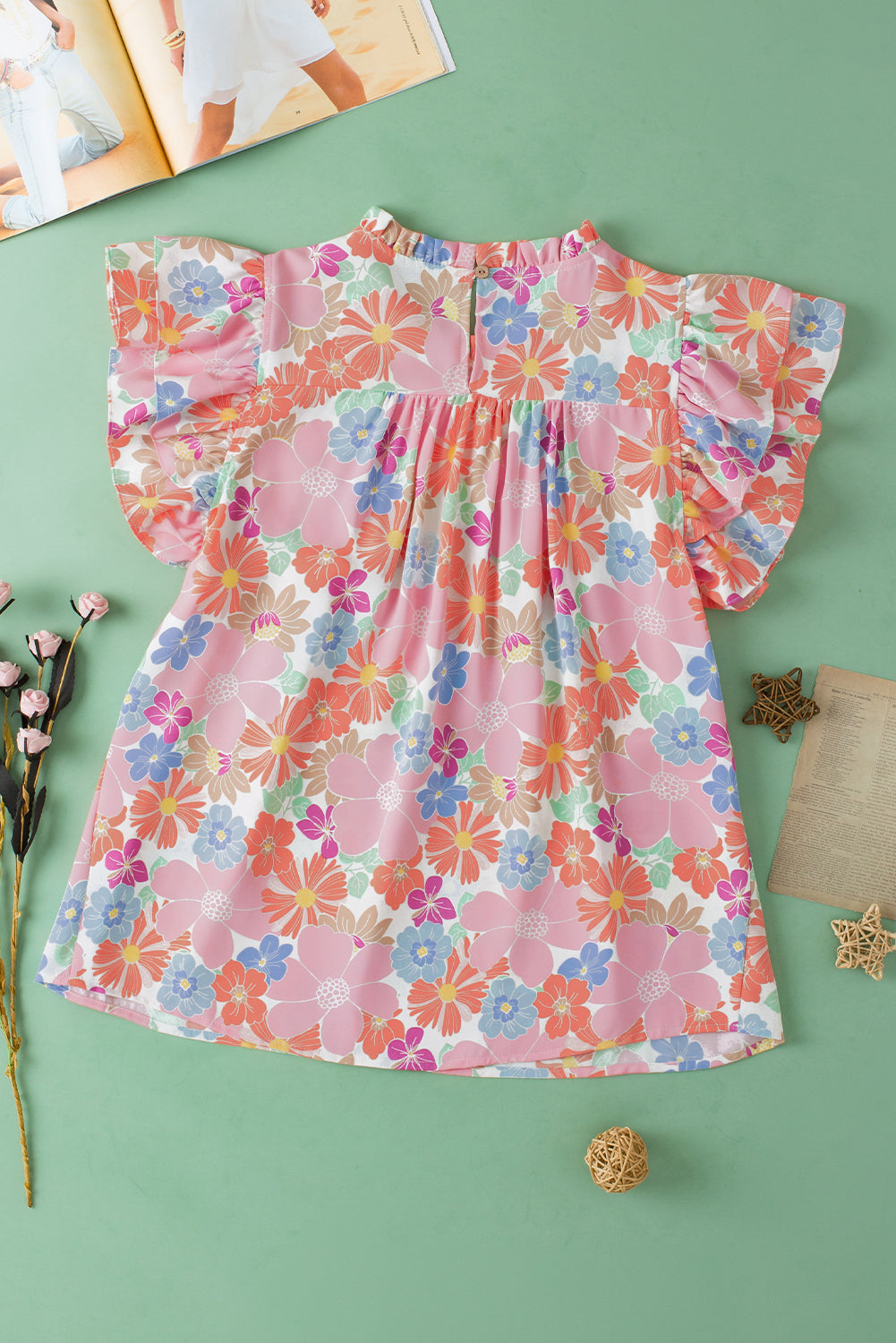 Roze geplooide blouse met ruches en fladdermouwen