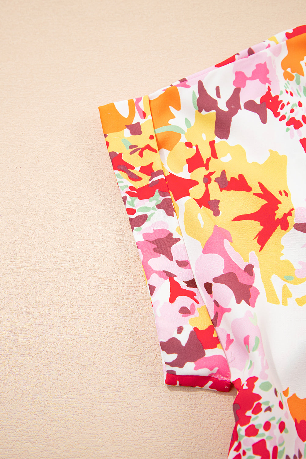 Witte Boho bloemenprint top met V-hals en korte mouwen