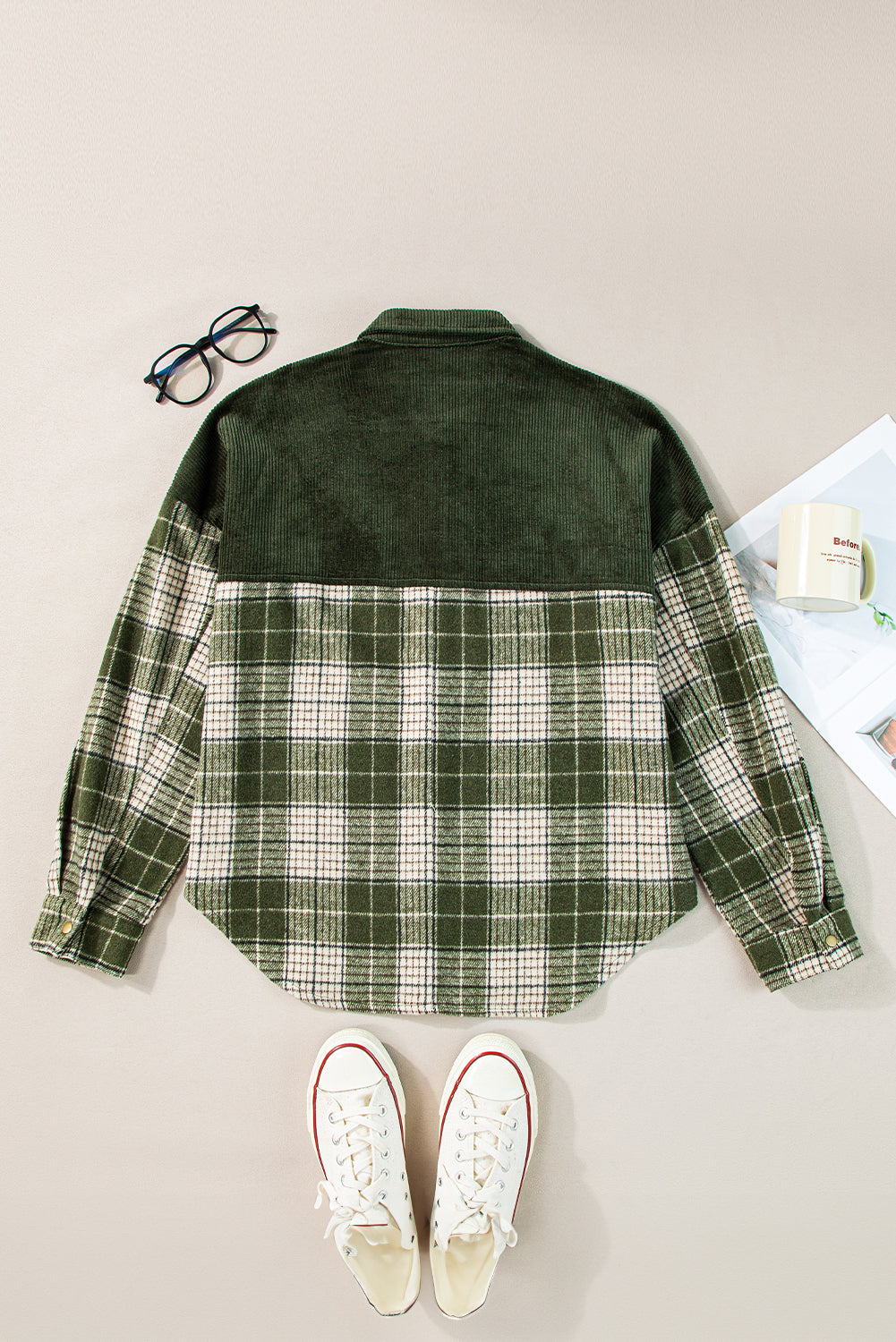 Zwartachtig groene drukknopen Colorblock geruite shacket