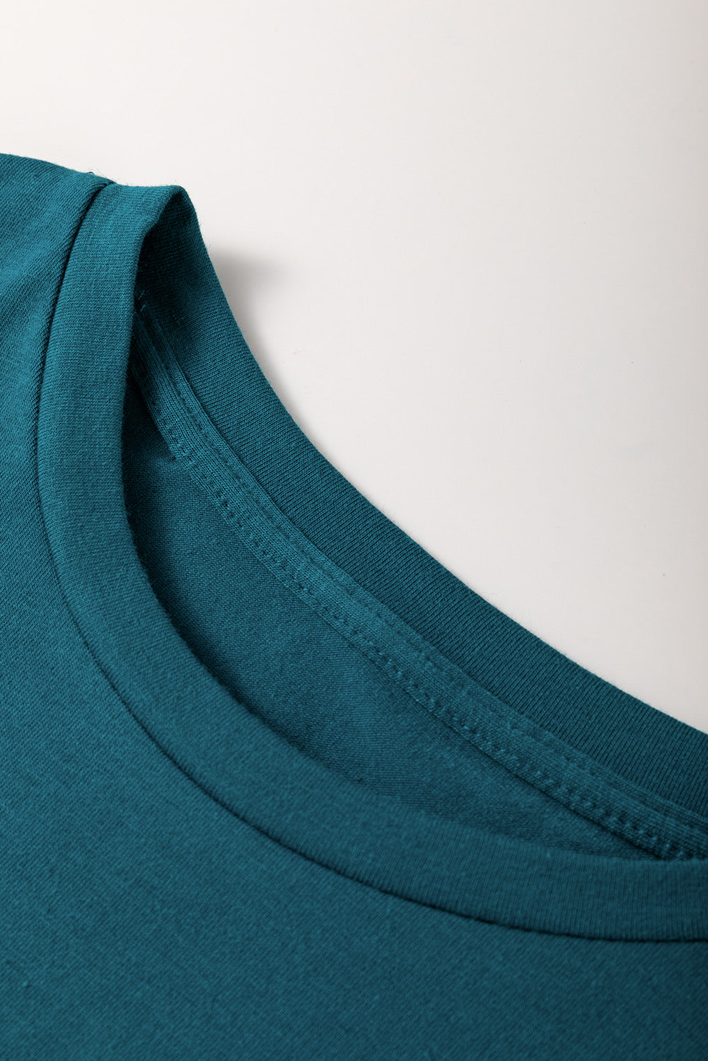 Blauwe saffier massief kleur tandenstoker streep ronde nek t -shirt
