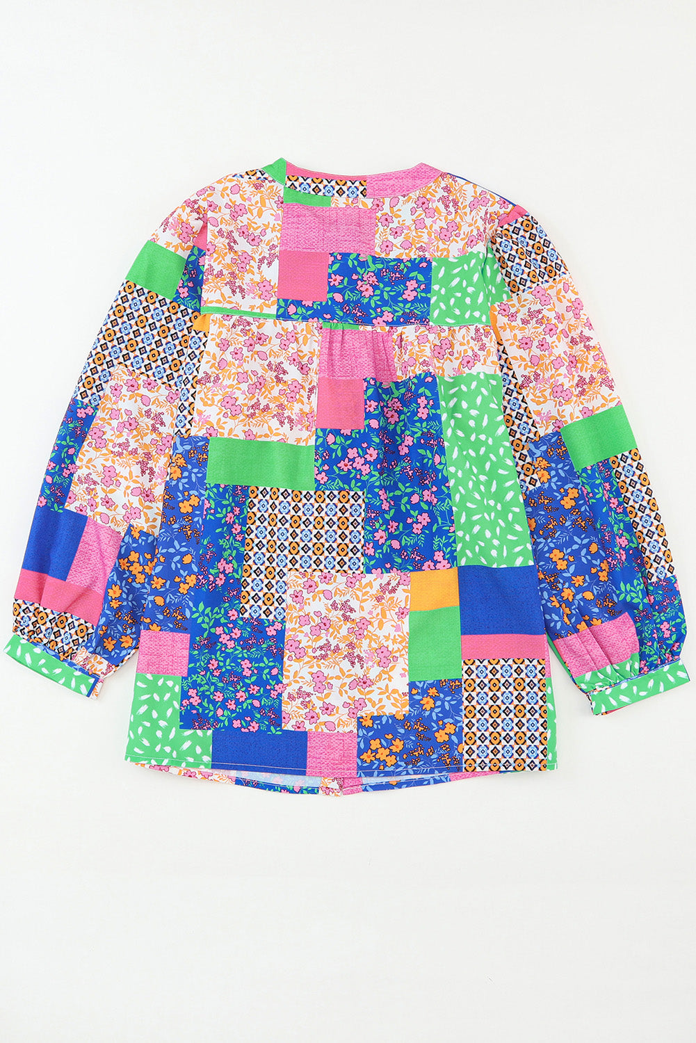 Overhemd met veelkleurige bloemen en patchwork-print en pofmouwen met knopen
