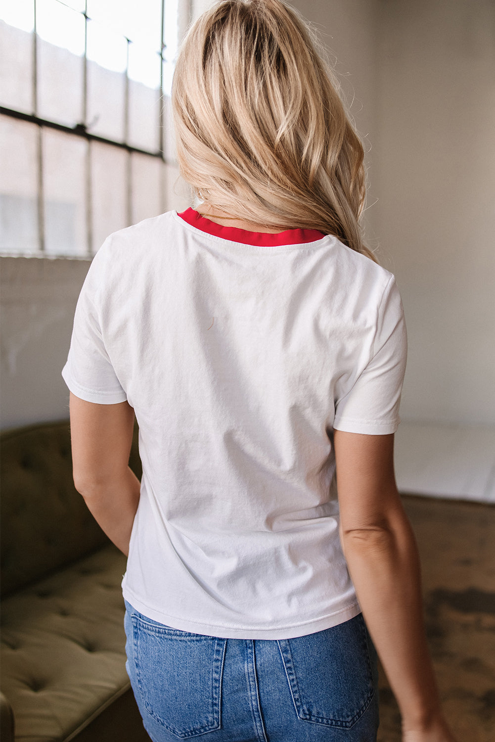Witte regenboogstreep print contrast crewneck t -shirt