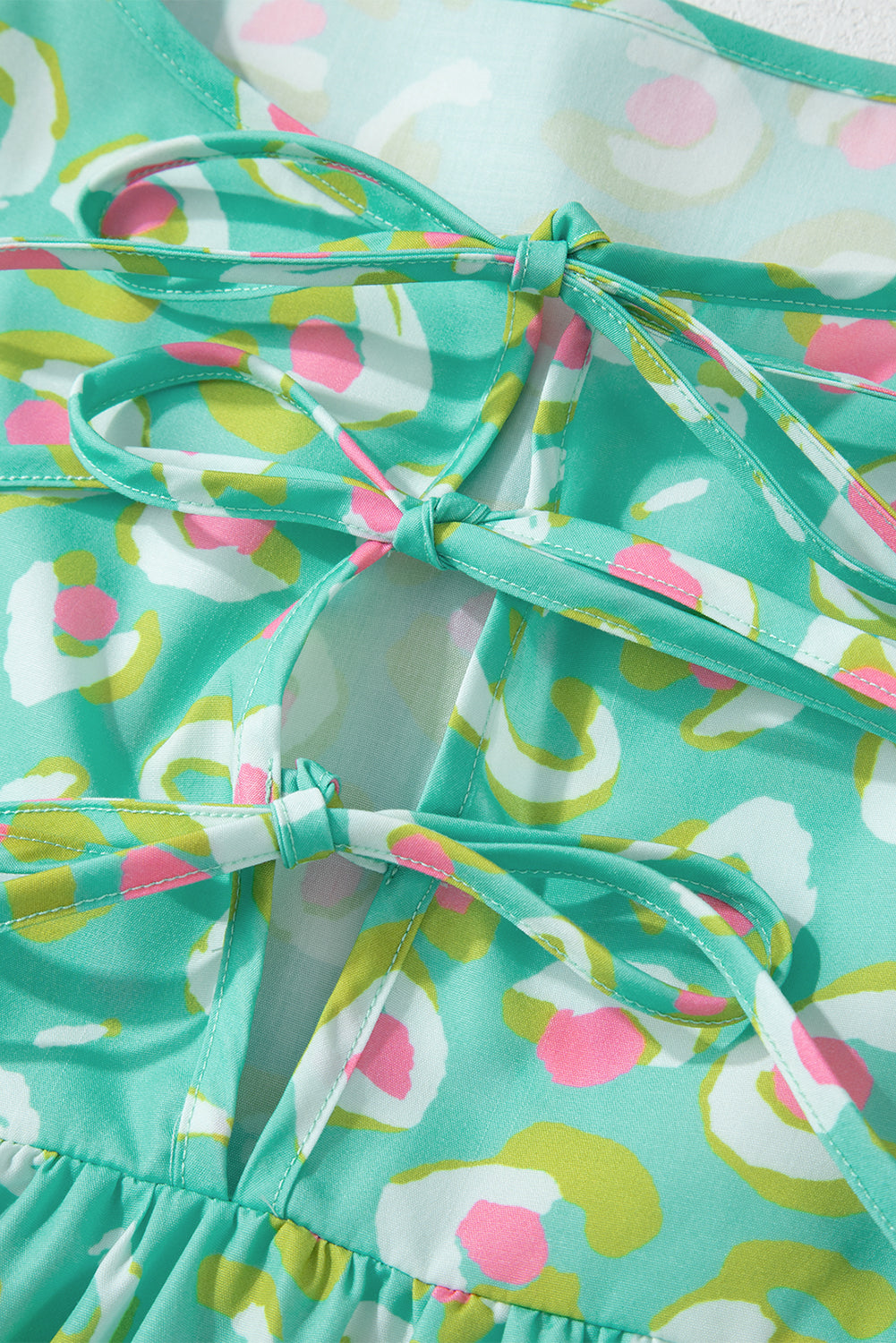 Groene abstracte bedrukte veterlantaarn mouw babydoll blouse