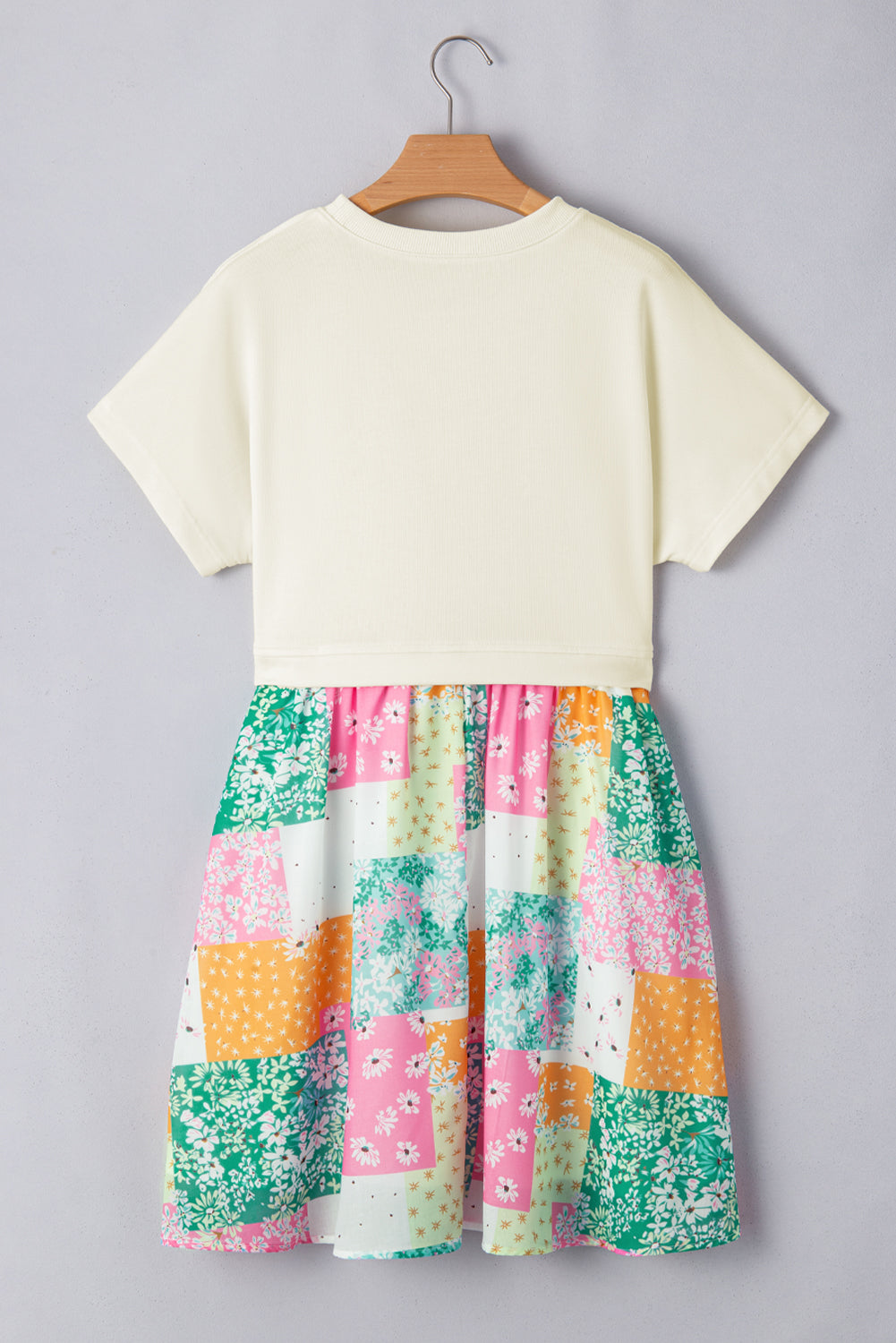 Groene bloemen patchwork t -shirt geplooid losse fit mini -jurk