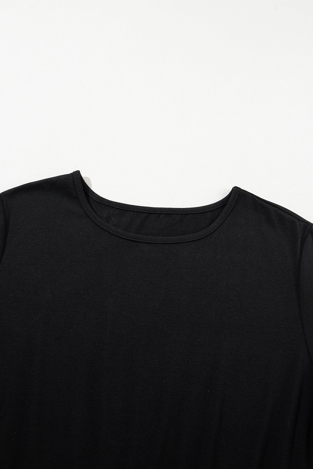Licht Frans beige T-shirtjurk met luipaardprint en kleurblokken met ruches