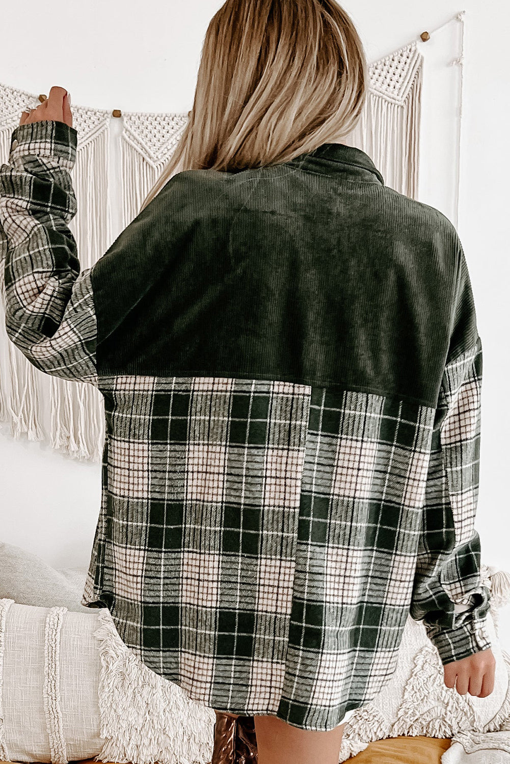Zwartachtig groene drukknopen Colorblock geruite shacket
