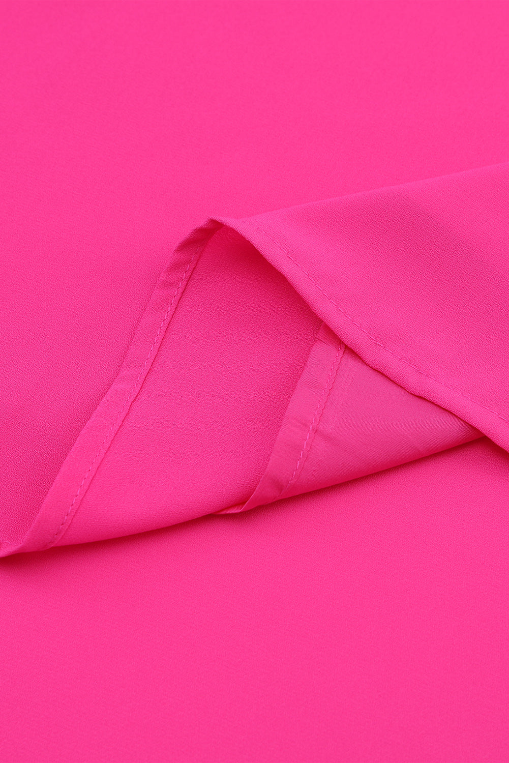 Roze geplooide blouse met V-hals en gezwollen mouwen
