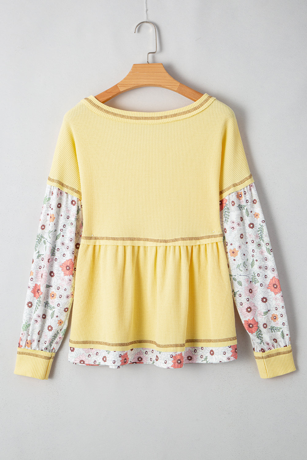 Geel bloemen patchwork wafelgebreide babydollblouse