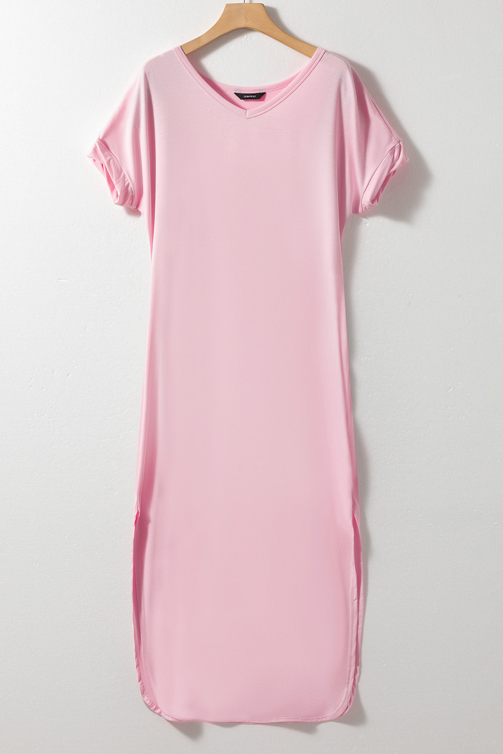 Roze maxi-T-shirtjurk met V-hals en verborgen zaksplitten