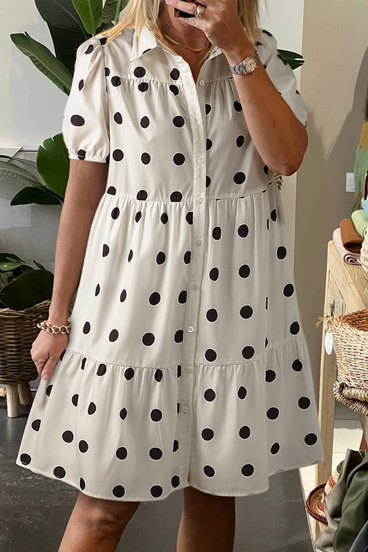 Witte polka dot print korte mouw kraag geknoopte babydoll -jurk