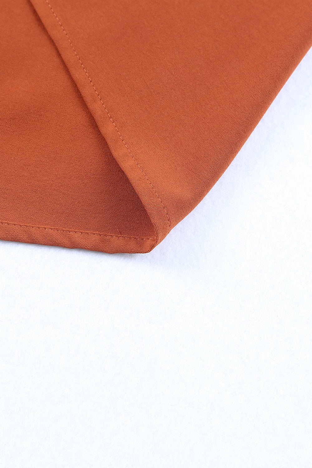 Oranje geplooide geplooide blouse met V-hals en knopen