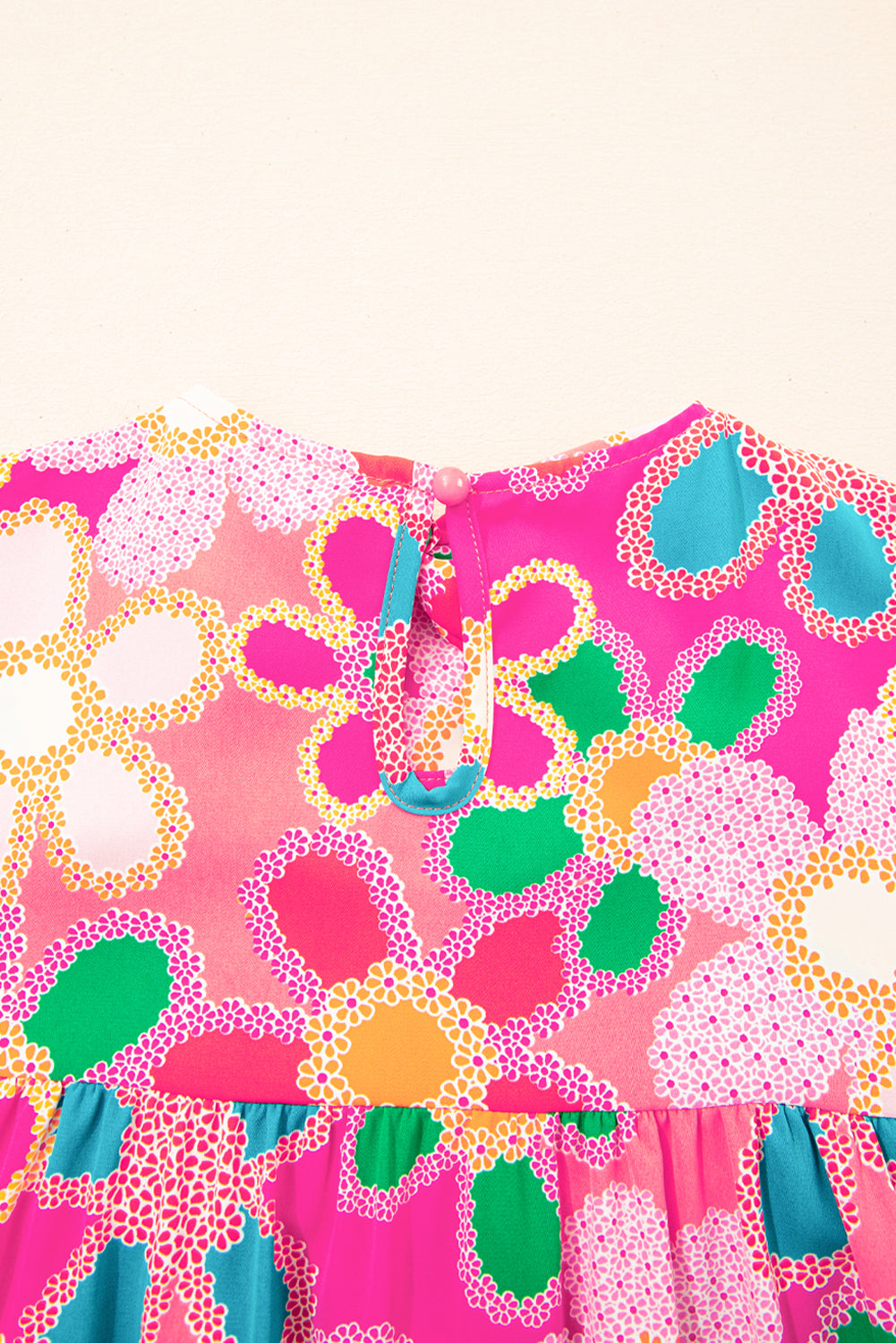 Paarse boho bloemenprint top met korte mouwen en bladerdeeg