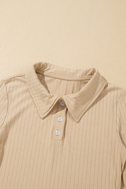 Beige geribbelde kraag met knopen met lange mouwen slanke bovenste top