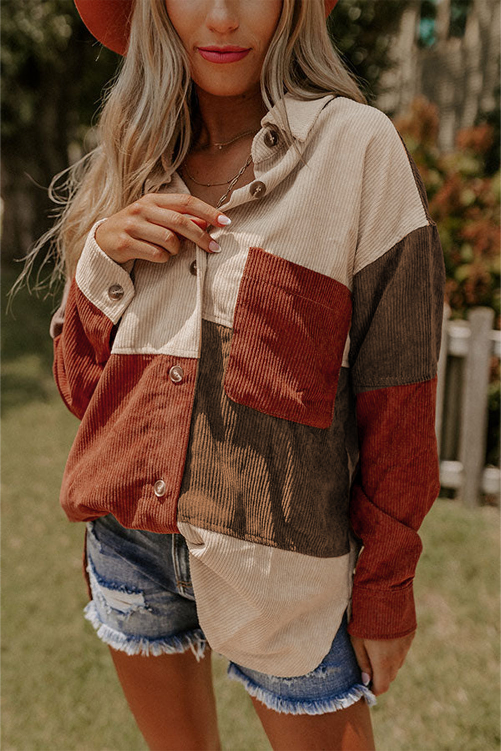 Kaneel Colorblock Corduroy shacket met gebogen zoom en zak