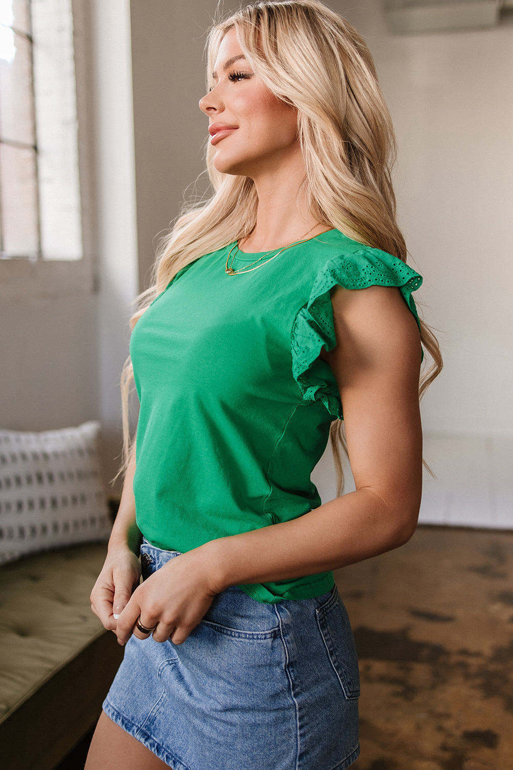 Donkergroene geborduurde gegolfde mouw slanke fit Crew Neck Top