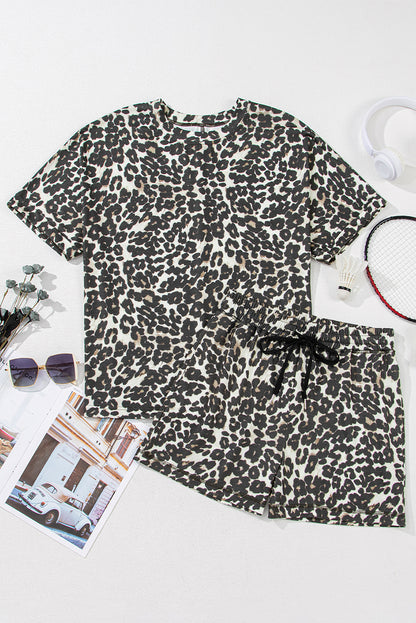 Black Cheetah Gedrukte casual T -shirt en shorts lounge set