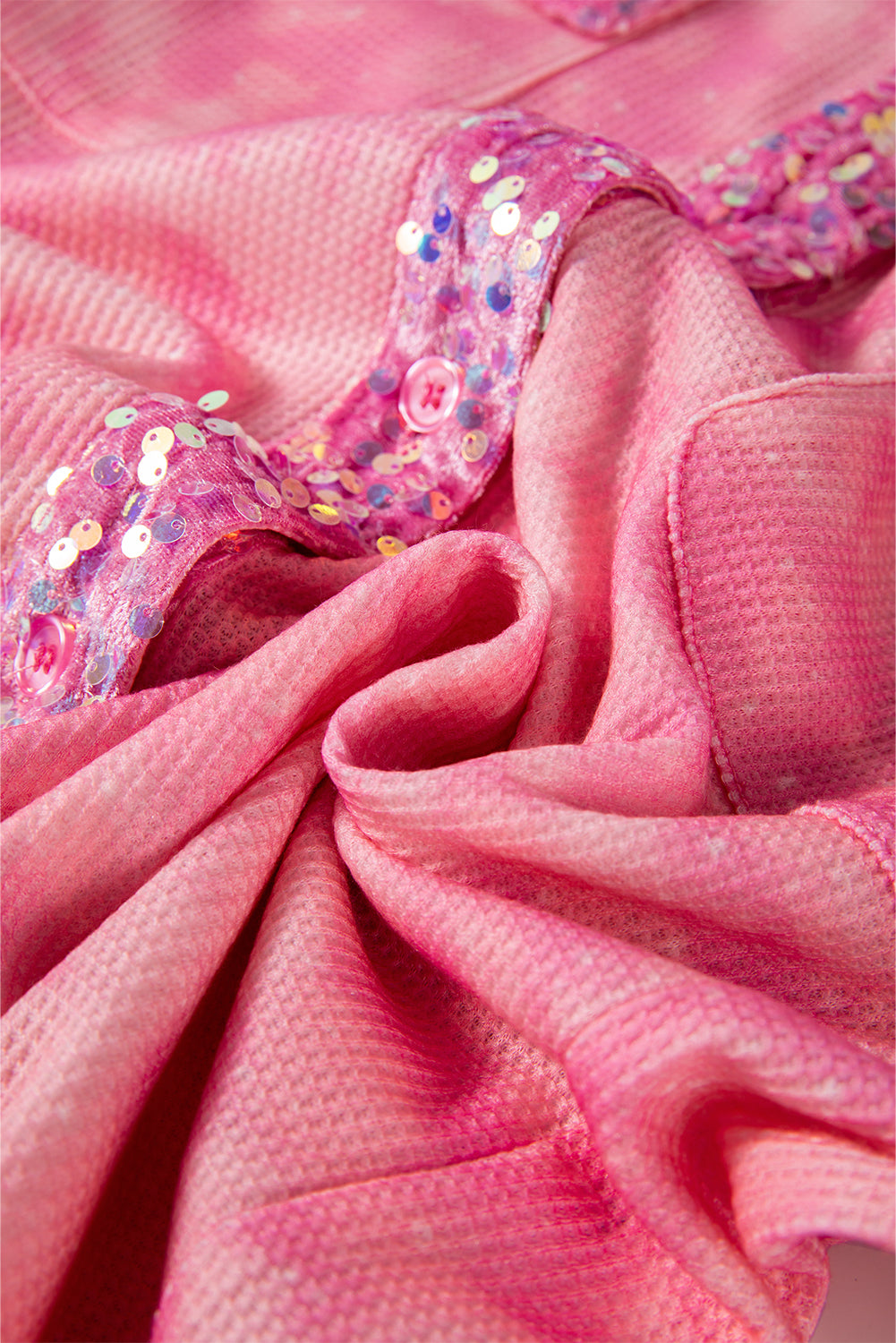 Abrikoosroze minerale wassing met pailletten en patchwork met klepzak