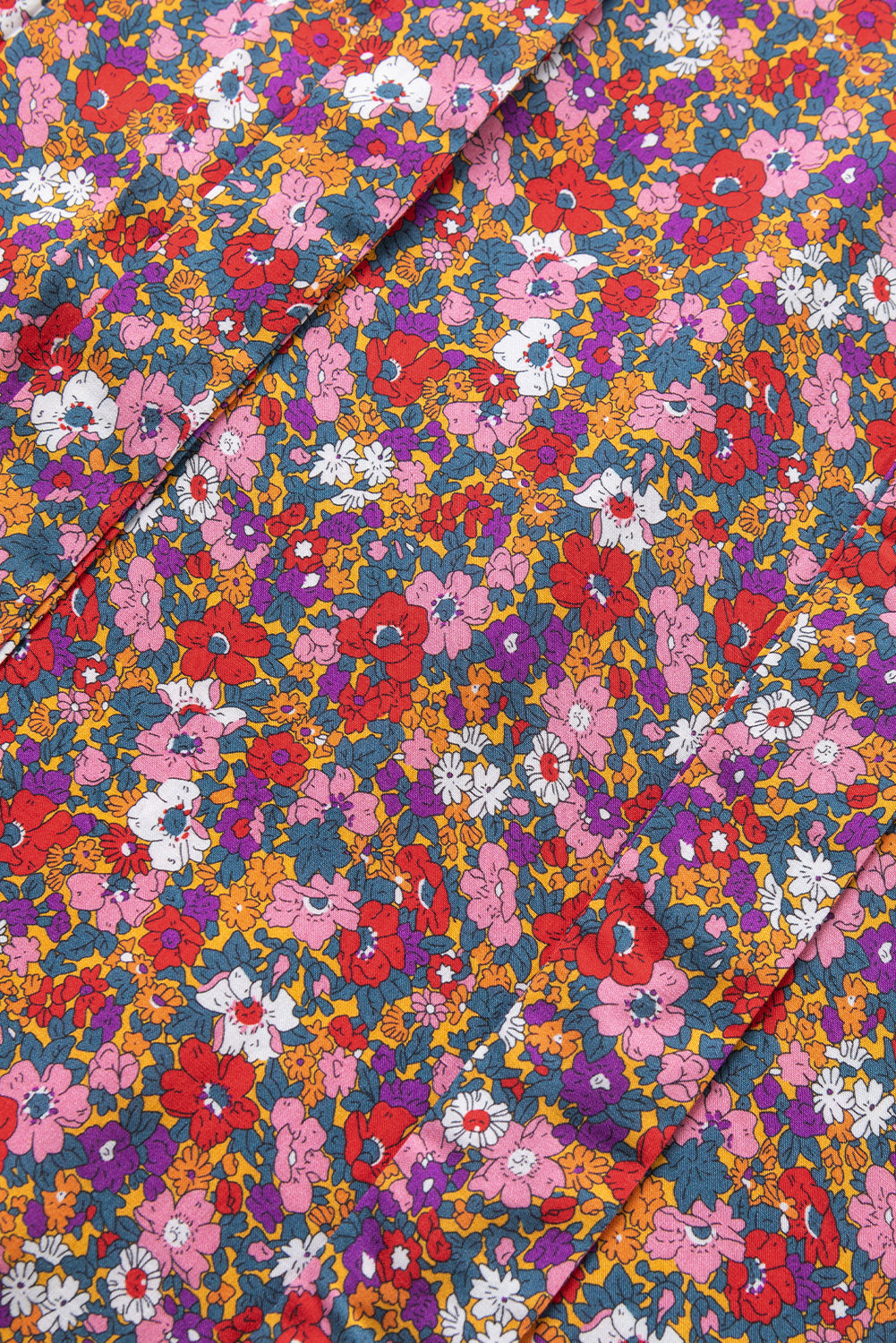 Paarse bloemenprint geknoopte blouse met hoge hals en pofmouwen