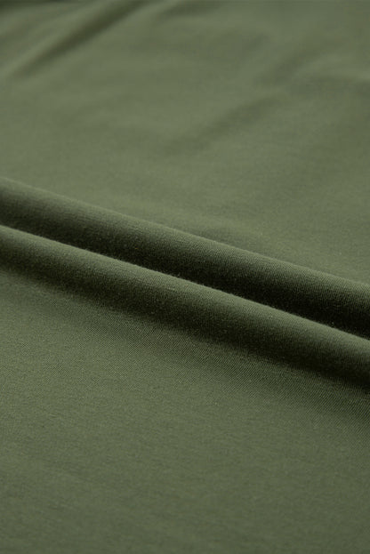 Junglegroene tanktop met opgestikte zak en halve knopen met V-hals