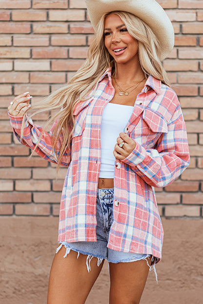 Roze geruite klepzak met knoopsluiting