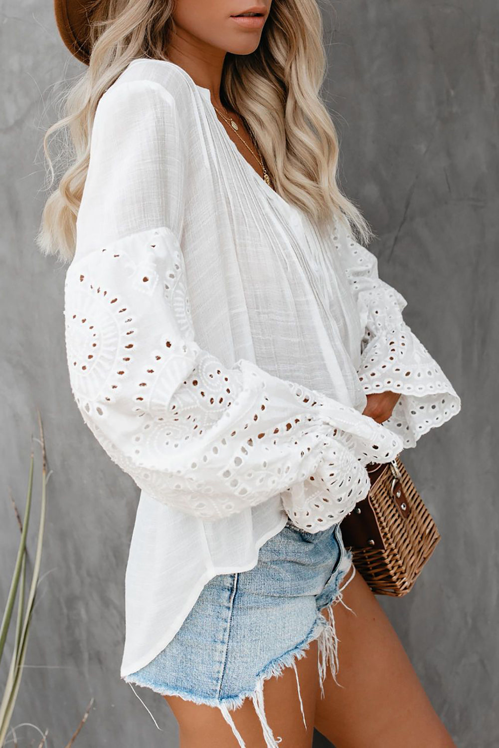 Witte Rekindle Eyelet-knop bovenaan