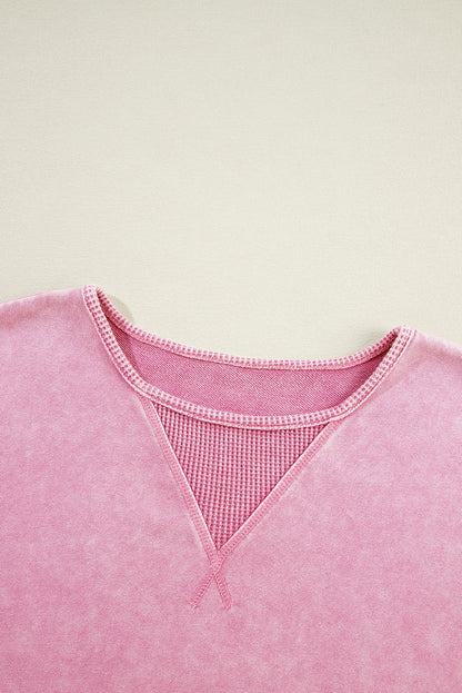 Aardbeienroze sweatshirt met lage schouder en minerale wassing